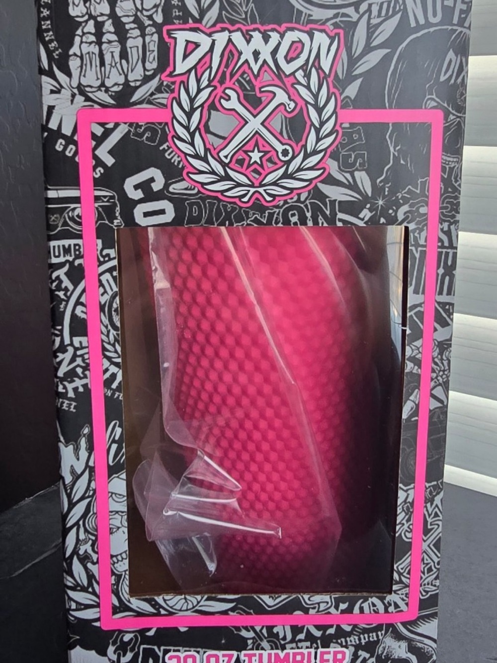 DIXXON Black and Bright Pink Matte Tumbler Box
